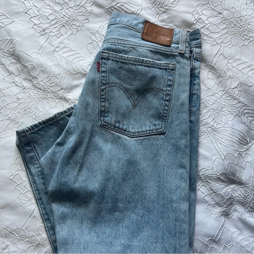 Levi's Women's Light Blue Jeans